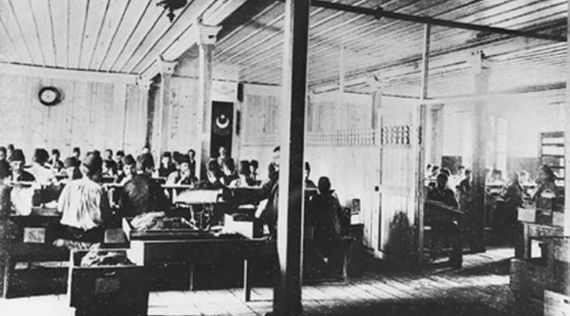 1 Mayıs Kocaeli: Kutlamaların Gölgesindeki Arbede 1 Mayıs Kocaeli: Kutlamaların Gölgesindeki Arbede