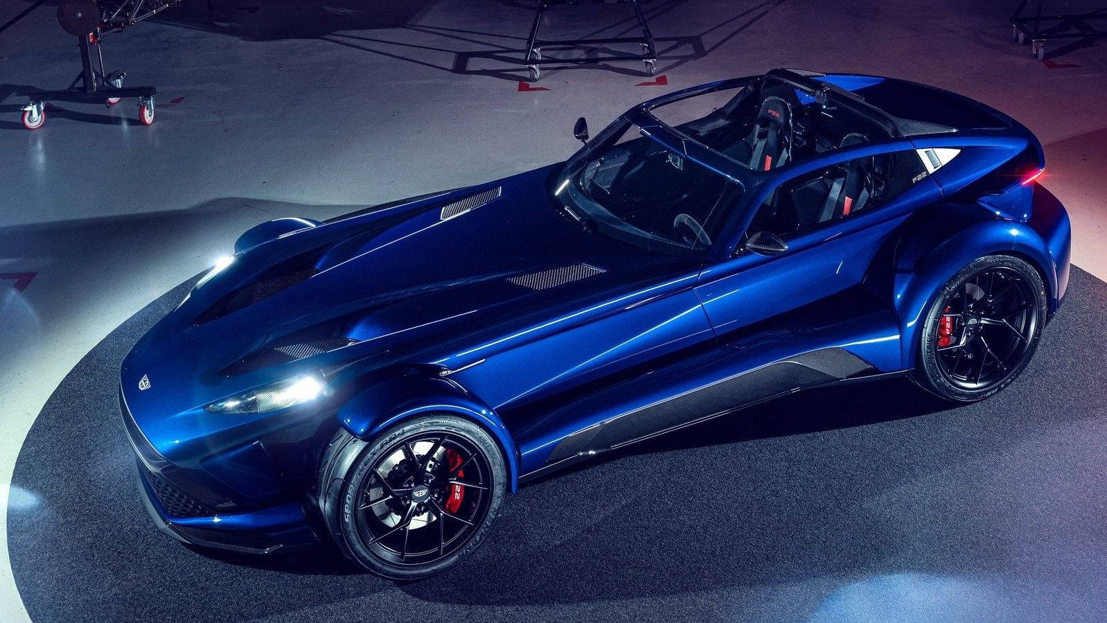 10 Fastest Standard Production Ferraris: A Track Performance Comparison 10 Fastest Standard Production Ferraris: A Track Performance Comparison