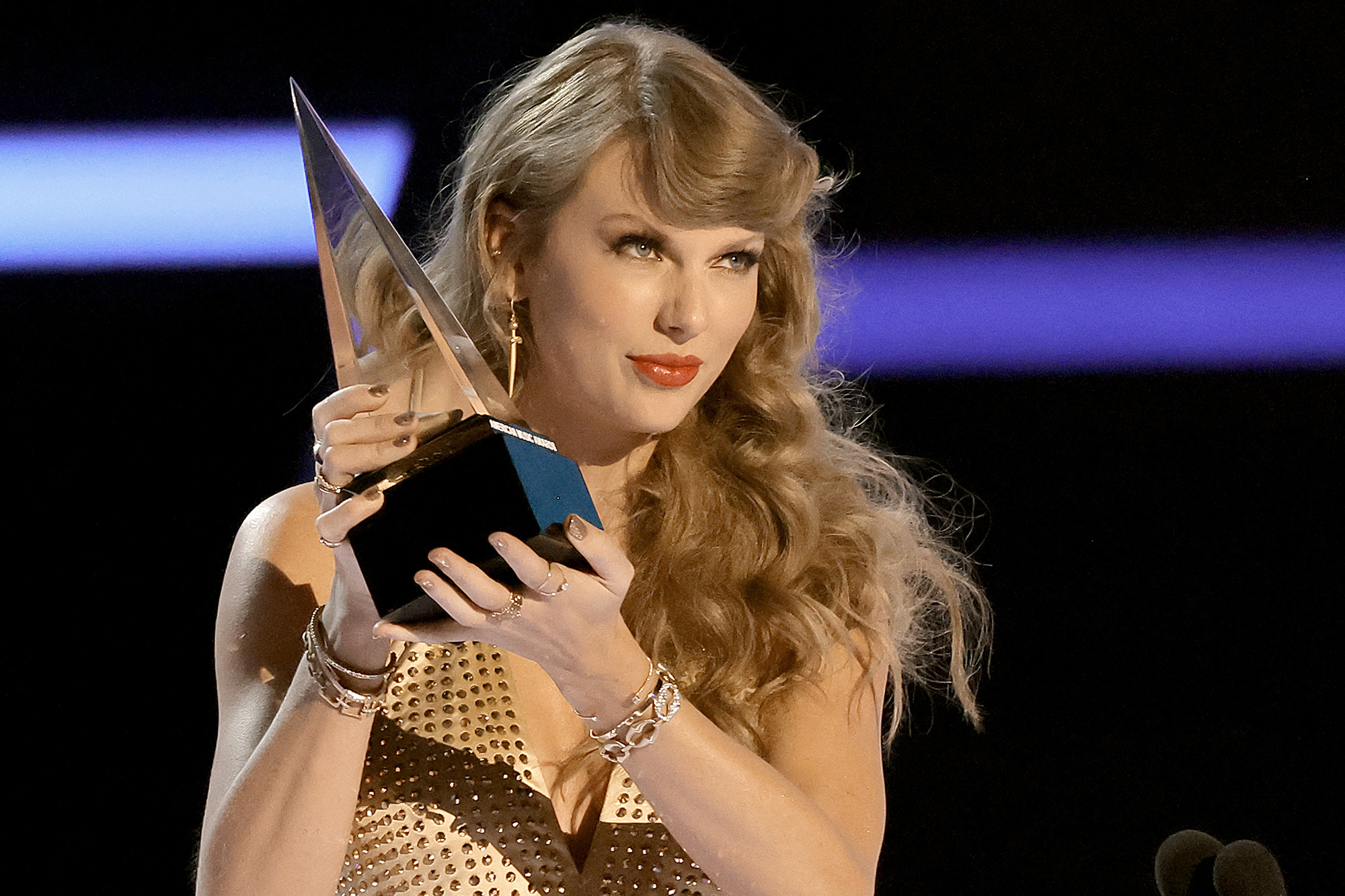 2025 American Music Awards: Taylor Swift And Beyoncé Top Nominees 2025 American Music Awards: Taylor Swift And Beyoncé Top Nominees