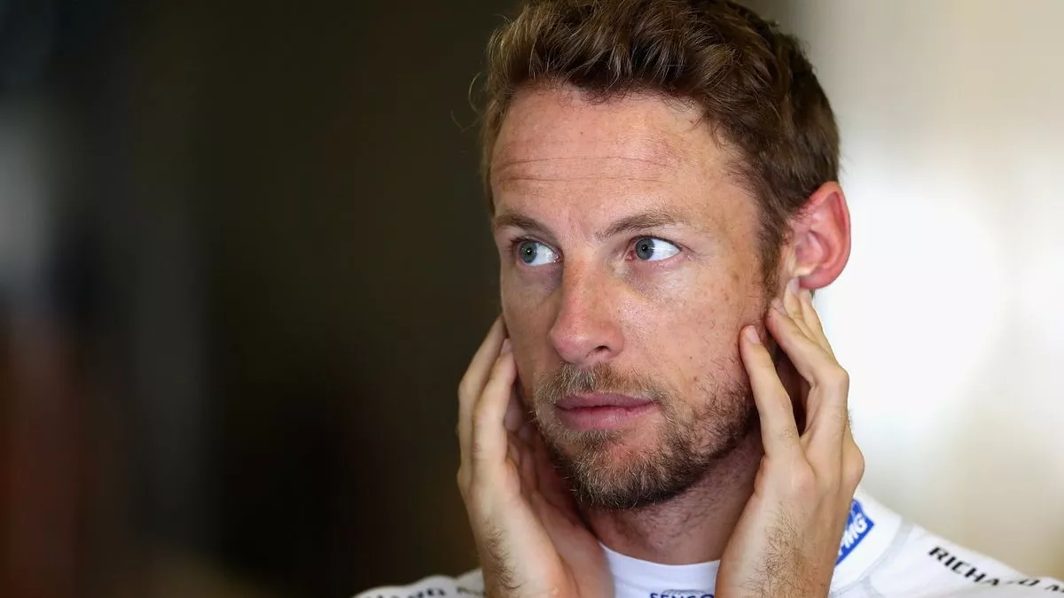 £250k London Robbery: F1 Star Jenson Button Won't Return To UK £250k London Robbery: F1 Star Jenson Button Won't Return To UK