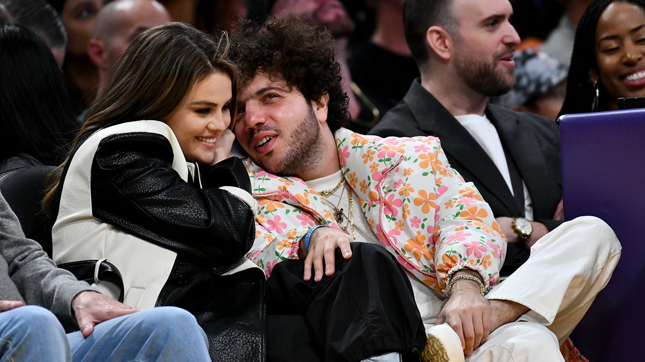 $3,000 To $12: The Surprising Sale Of Selena Gomez's Benny Blanco Ring $3,000 To $12: The Surprising Sale Of Selena Gomez's Benny Blanco Ring