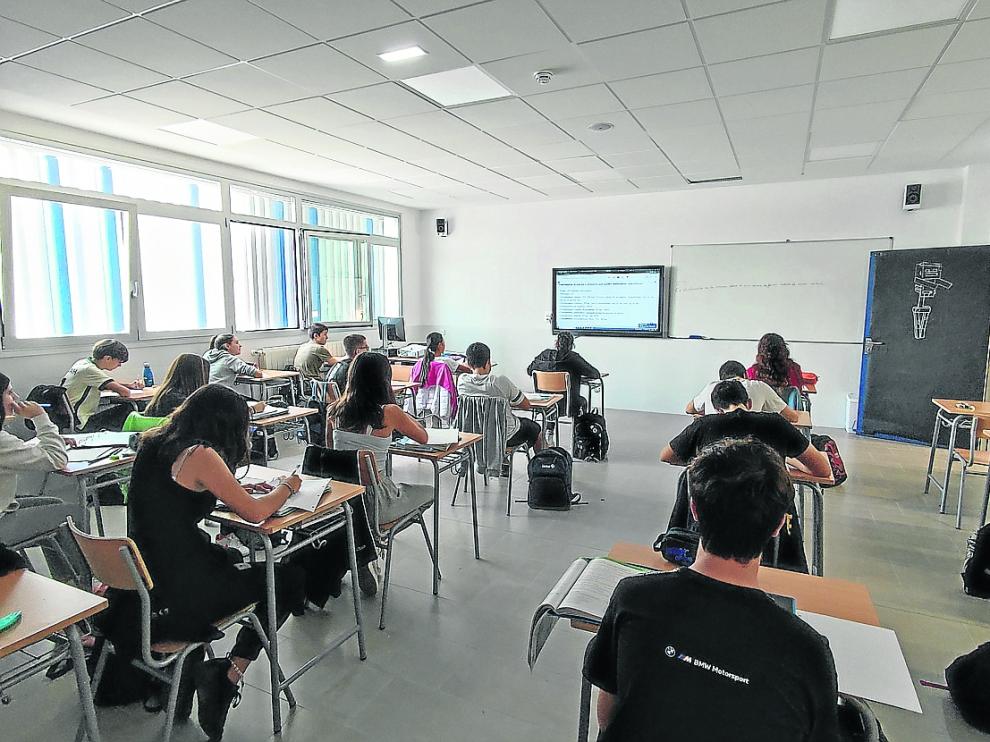 58 Colegios De Aragón Con Más Solicitudes Que Plazas: Un Análisis De La Situación 58 Colegios De Aragón Con Más Solicitudes Que Plazas: Un Análisis De La Situación