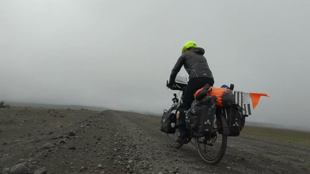 8 000 km À Parcourir : Le Défi Sans Stress De Trois Jeunes Du Bocage Ornais 8 000 km À Parcourir : Le Défi Sans Stress De Trois Jeunes Du Bocage Ornais