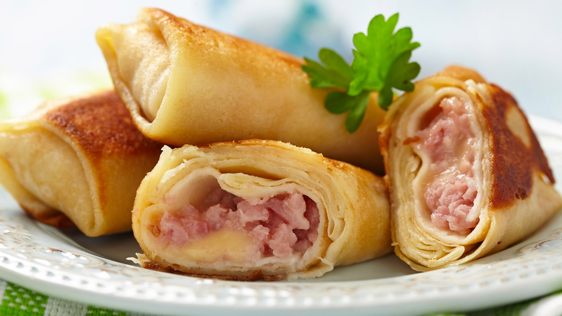 8 Crepes Saladas Fáciles Y Rápidas Para Una Merienda/Cena Perfecta 8 Crepes Saladas Fáciles Y Rápidas Para Una Merienda/Cena Perfecta