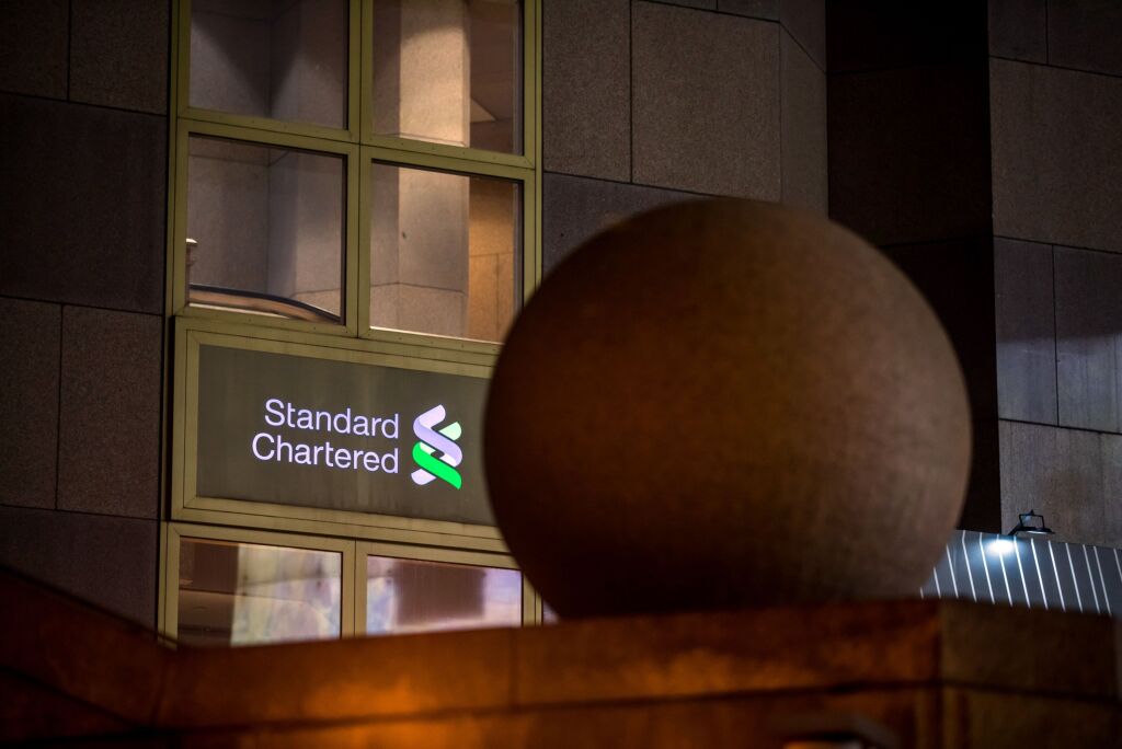 ABN Amro's Bonus Payments Under Scrutiny: Potential Fine From DNB ABN Amro's Bonus Payments Under Scrutiny: Potential Fine From DNB