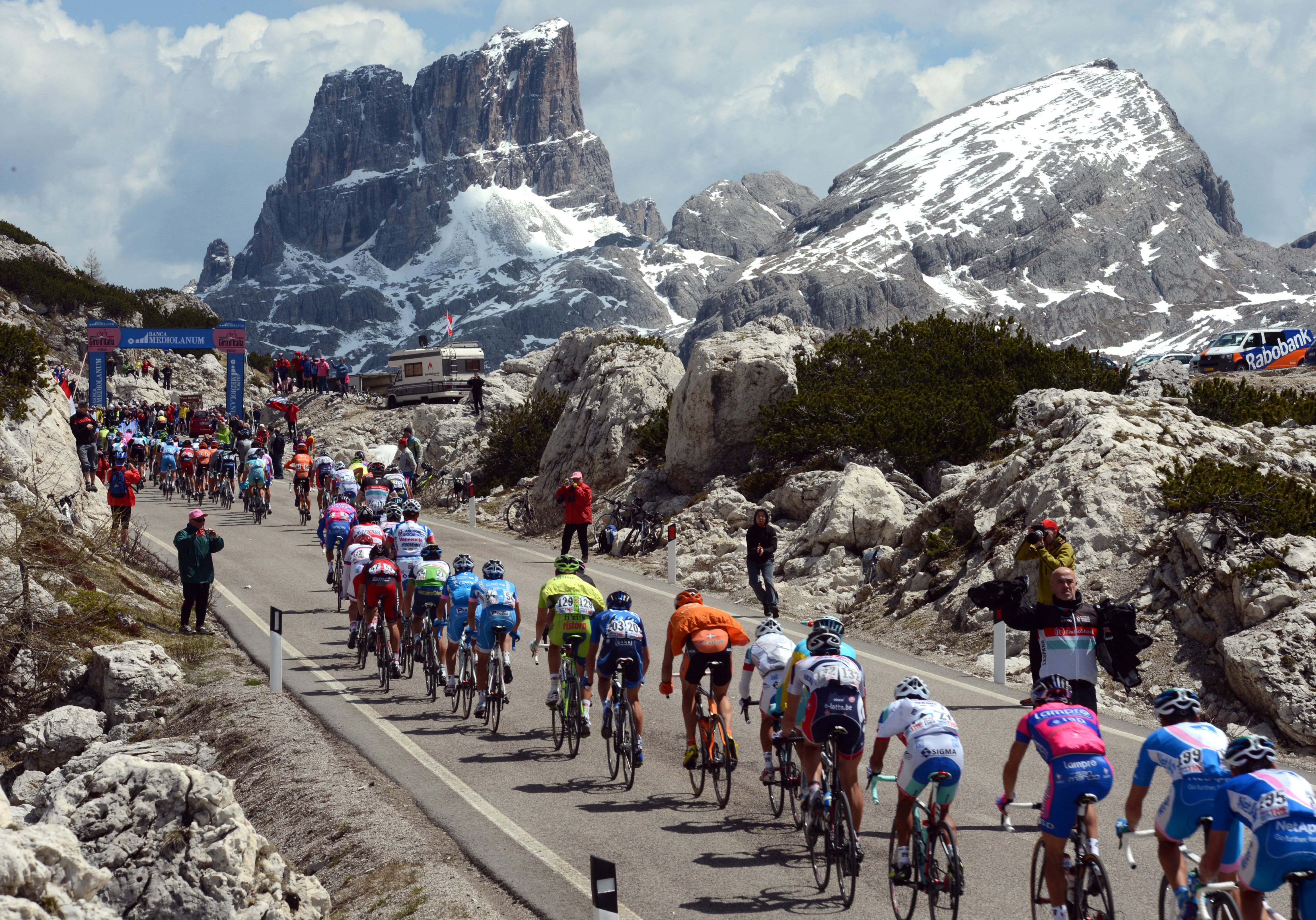 Access Giro D'Italia Live Streams: Free Online Options Access Giro D'Italia Live Streams: Free Online Options
