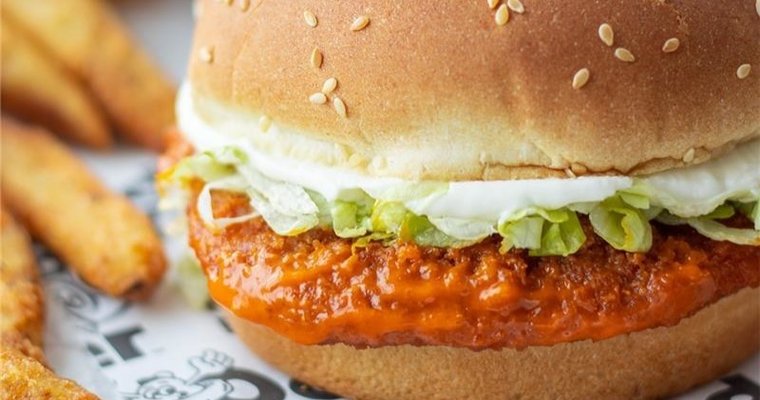 Across Canada: 7-Eleven And Odd Burger Team Up For Vegan Sales Across Canada: 7-Eleven And Odd Burger Team Up For Vegan Sales