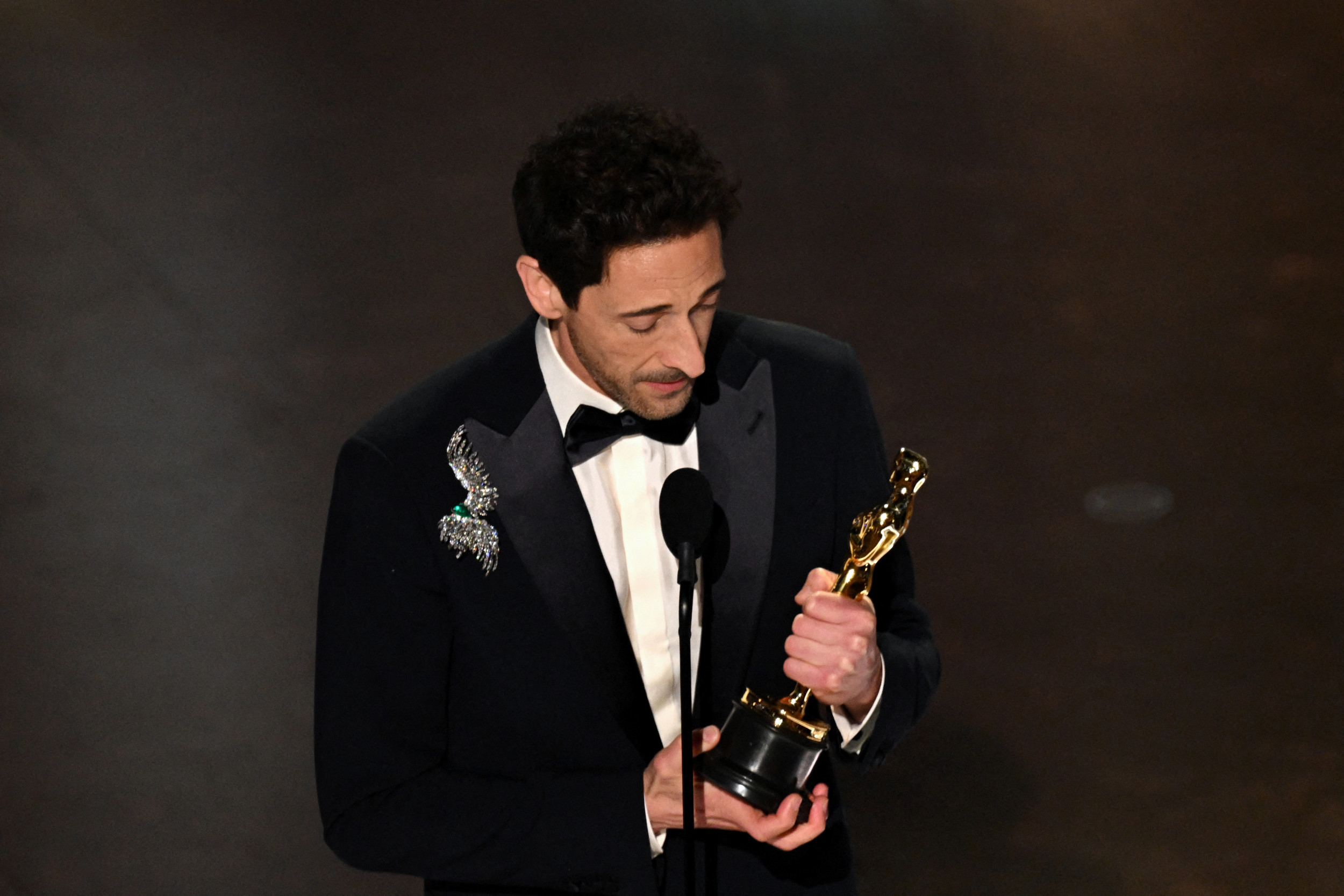Adrien Brody Post-Oscar Win: A Case For His MCU Magneto Role Adrien Brody Post-Oscar Win: A Case For His MCU Magneto Role