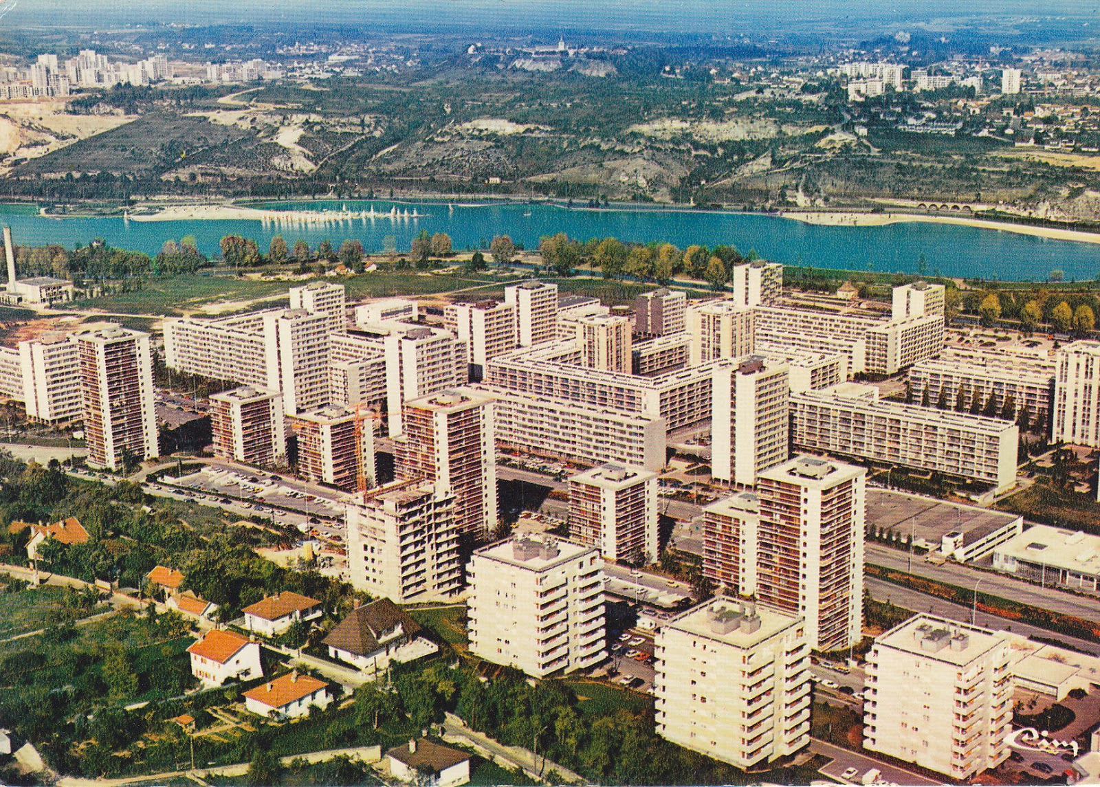 Agression Au Lac Kir À Dijon: Le Récit De L'attaque Agression Au Lac Kir À Dijon: Le Récit De L'attaque