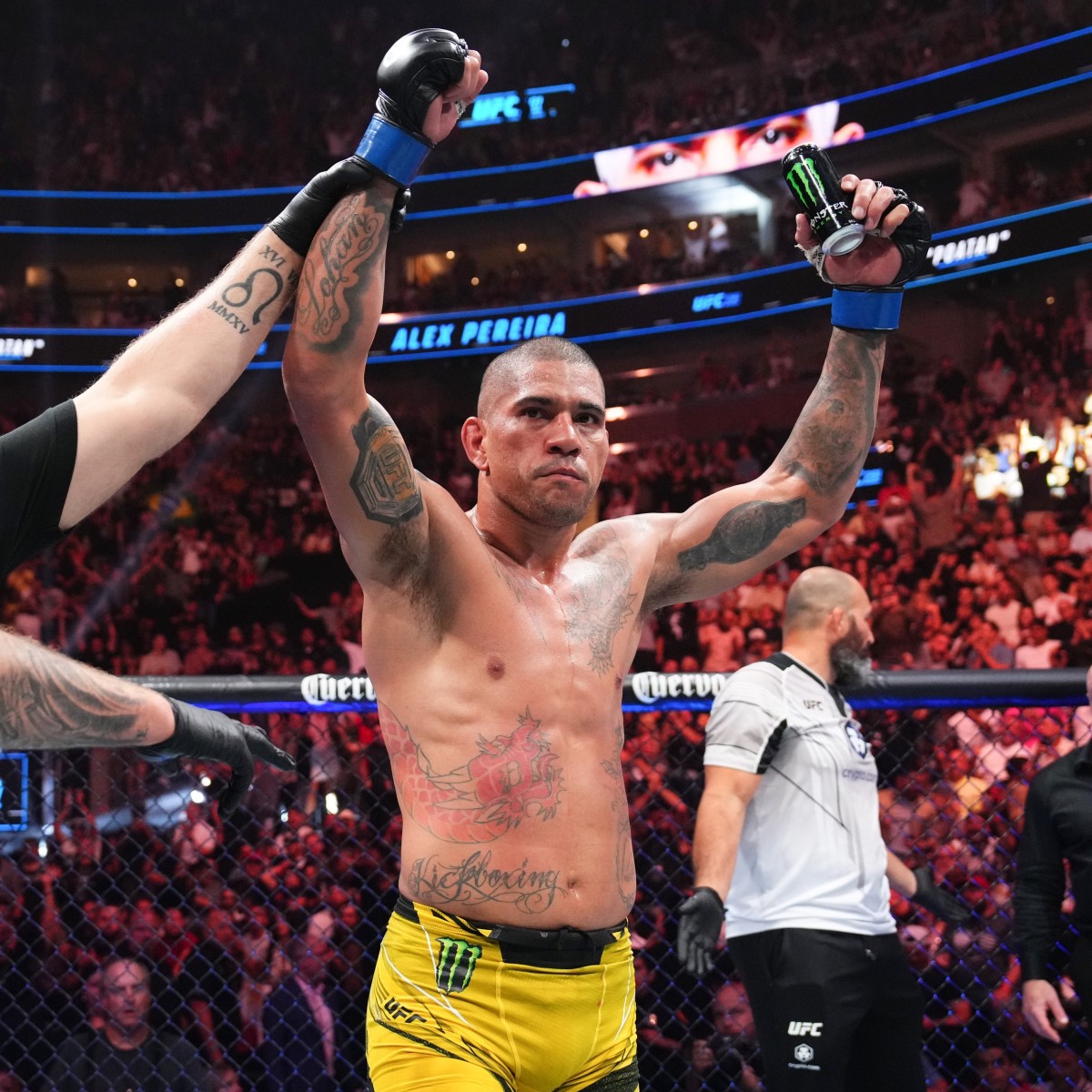 Alex Pereira's Path To A Heavyweight Bout: Dana White's UFC 313 Revelation Alex Pereira's Path To A Heavyweight Bout: Dana White's UFC 313 Revelation