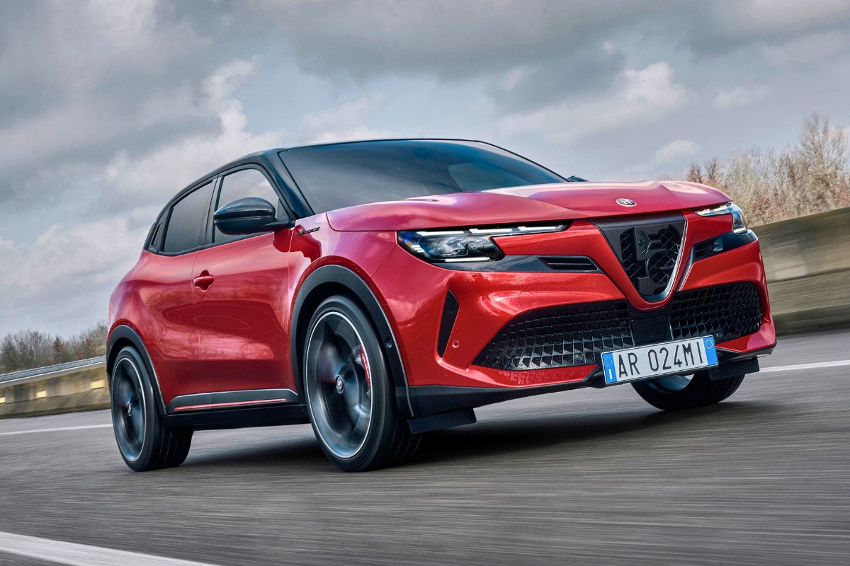 Alfa Romeo Junior 1.2 Turbo Speciale : Avis Et Essai Par Le Matin Auto Alfa Romeo Junior 1.2 Turbo Speciale : Avis Et Essai Par Le Matin Auto