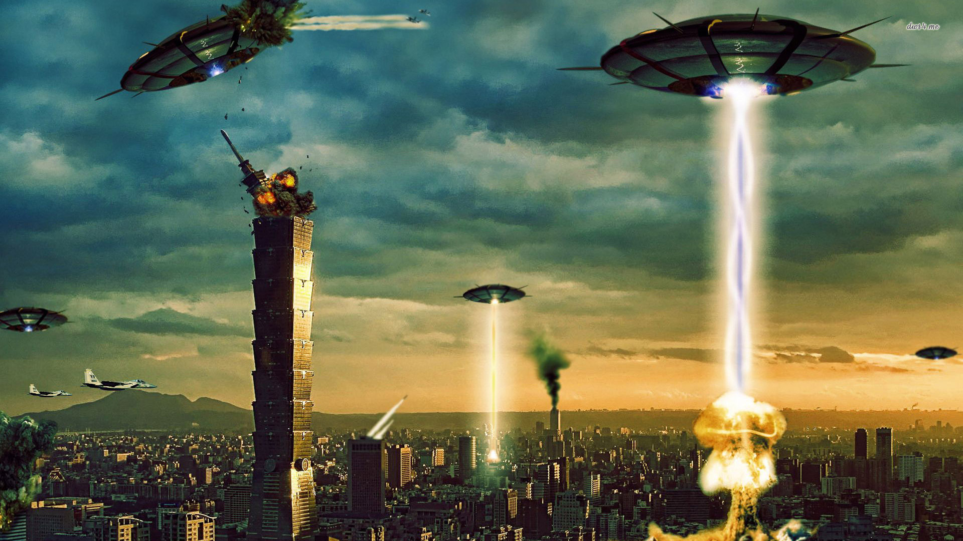 Alien Invasion: Earth's Survival In Question Alien Invasion: Earth's Survival In Question