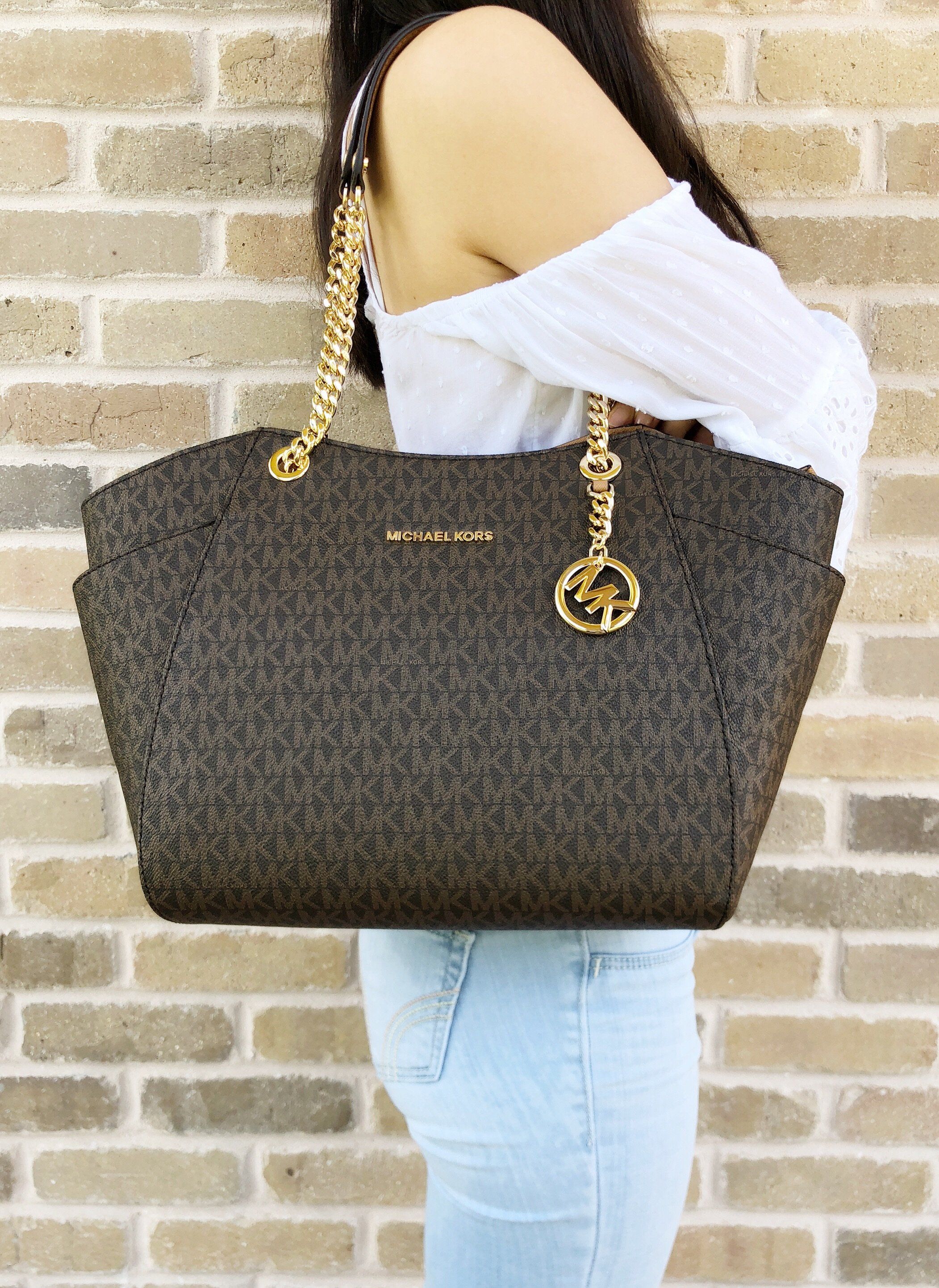 Amazon Now Stocks Michael Kors' Luxury Jet-Set Collection Amazon Now Stocks Michael Kors' Luxury Jet-Set Collection