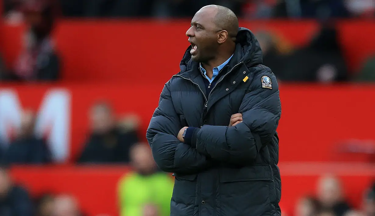 Analisis Kesuksesan Liverpool: Kontribusi Pelatih Dalam Menjuarai Liga Inggris 2024/2025 Analisis Kesuksesan Liverpool: Kontribusi Pelatih Dalam Menjuarai Liga Inggris 2024/2025