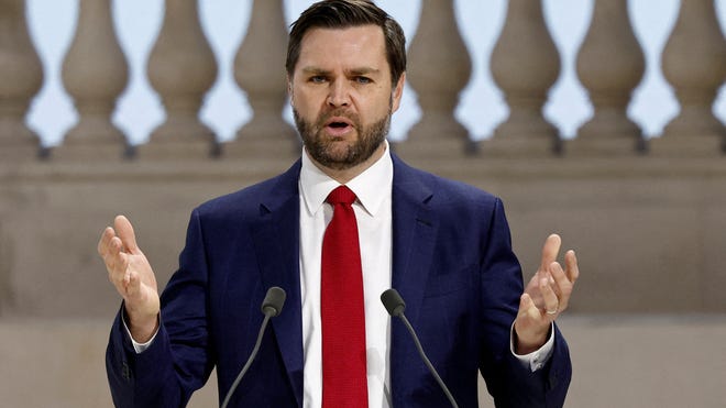 Analysis Of Bowen Yang's Controversial JD Vance Joke: The Pope Killer Reference Analysis Of Bowen Yang's Controversial JD Vance Joke: The Pope Killer Reference