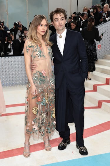 Analyzing Suki Waterhouse's Full-Circle Met Gala Style Analyzing Suki Waterhouse's Full-Circle Met Gala Style