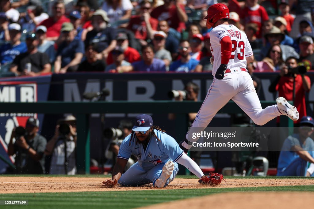 Analyzing The Impact Of The Blue Jays-Padres Trade On Vladimir Guerrero Jr. Analyzing The Impact Of The Blue Jays-Padres Trade On Vladimir Guerrero Jr.