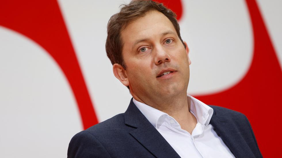 Analyzing The SPD's Choice: Lars Klingbeil For Key Government Roles