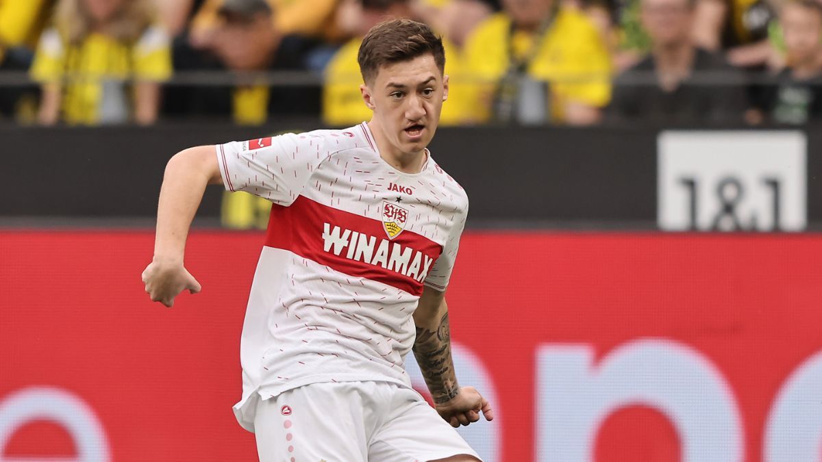 Angelo Stiller: Barcelona And Arsenal's Pursuit Of Young Talent Angelo Stiller: Barcelona And Arsenal's Pursuit Of Young Talent