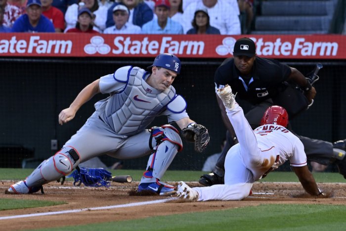 Angels And Dodgers Battle Through Shortstop Injuries Angels And Dodgers Battle Through Shortstop Injuries