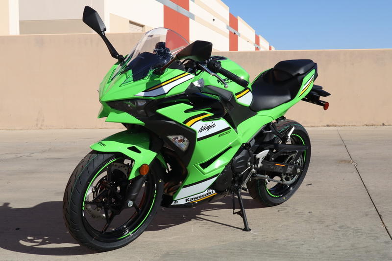 Apakah Kawasaki Ninja 500 Dan 500 SE 2025 Layak Dibandingkan Dengan Harganya? (Rp100 Juta+) Apakah Kawasaki Ninja 500 Dan 500 SE 2025 Layak Dibandingkan Dengan Harganya? (Rp100 Juta+)