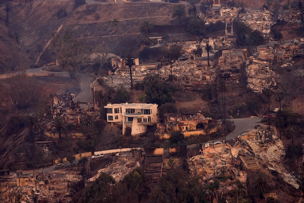Are LA Landlords Price Gouging After Recent Fires? A Star's Perspective Are LA Landlords Price Gouging After Recent Fires? A Star's Perspective
