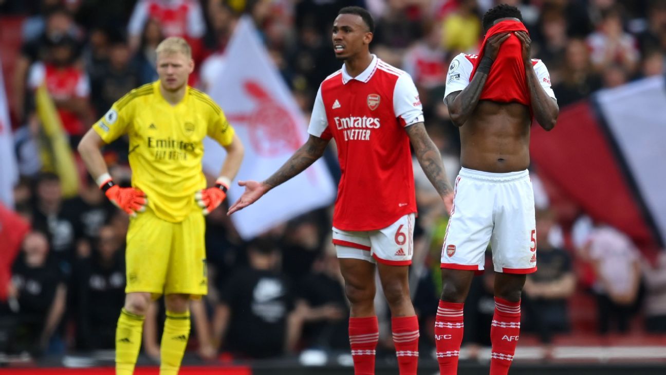 Arsenal's Champions League Hopes Dashed? Ferdinand's Prediction Arsenal's Champions League Hopes Dashed? Ferdinand's Prediction