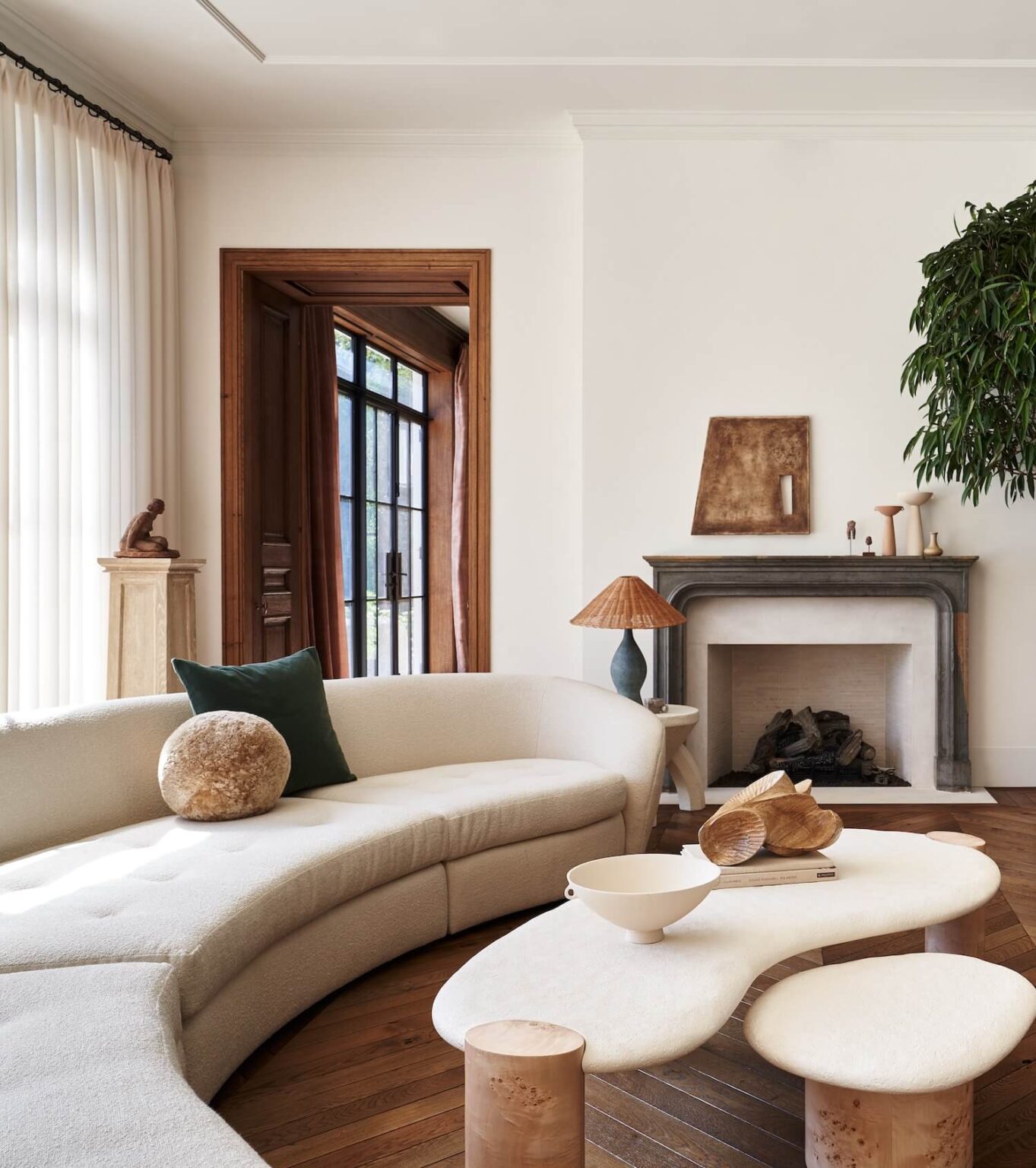 Athena Calderone Celebrates A Milestone In Rome: A Look At The Extravagant Event Athena Calderone Celebrates A Milestone In Rome: A Look At The Extravagant Event