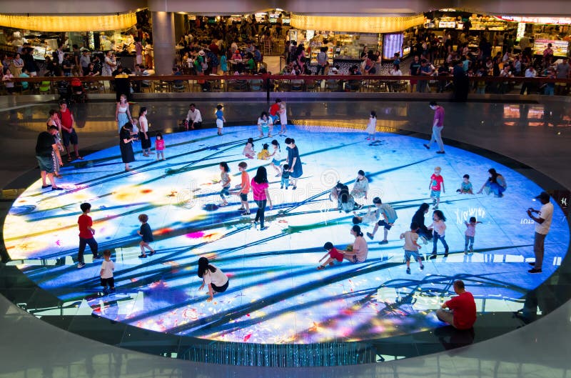 B.C. Billionaire's Bid For Hudson's Bay: A Shopping Mall Power Play B.C. Billionaire's Bid For Hudson's Bay: A Shopping Mall Power Play