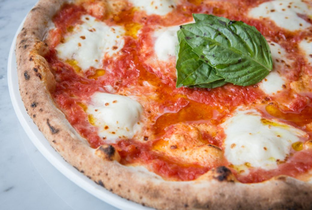 Bar Roma Toronto: Drinks, Food & Atmosphere – BlogTO Bar Roma Toronto: Drinks, Food & Atmosphere – BlogTO