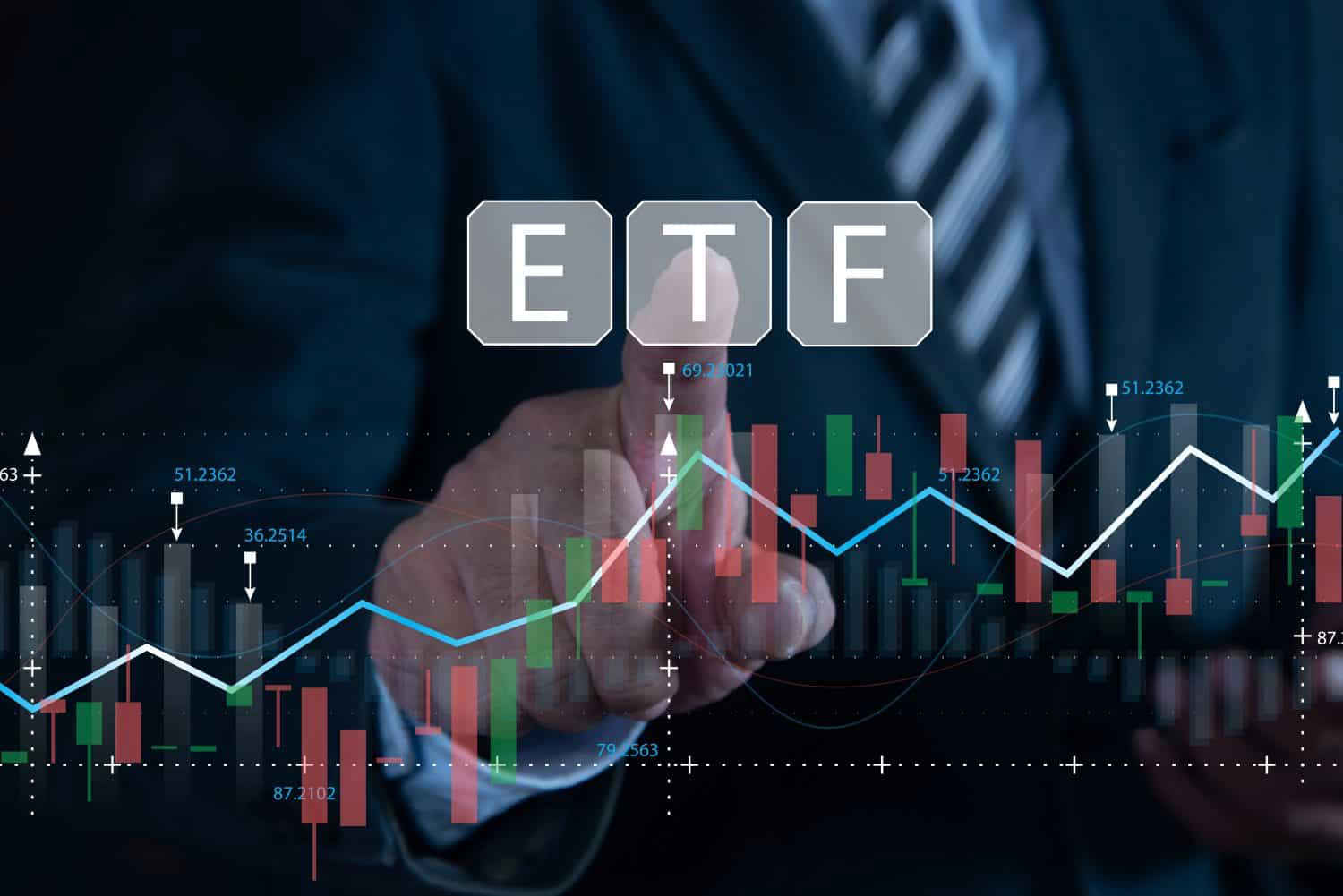 Billionaires' Favorite ETF: Projected 110% Soar In 2025? Billionaires' Favorite ETF: Projected 110% Soar In 2025?