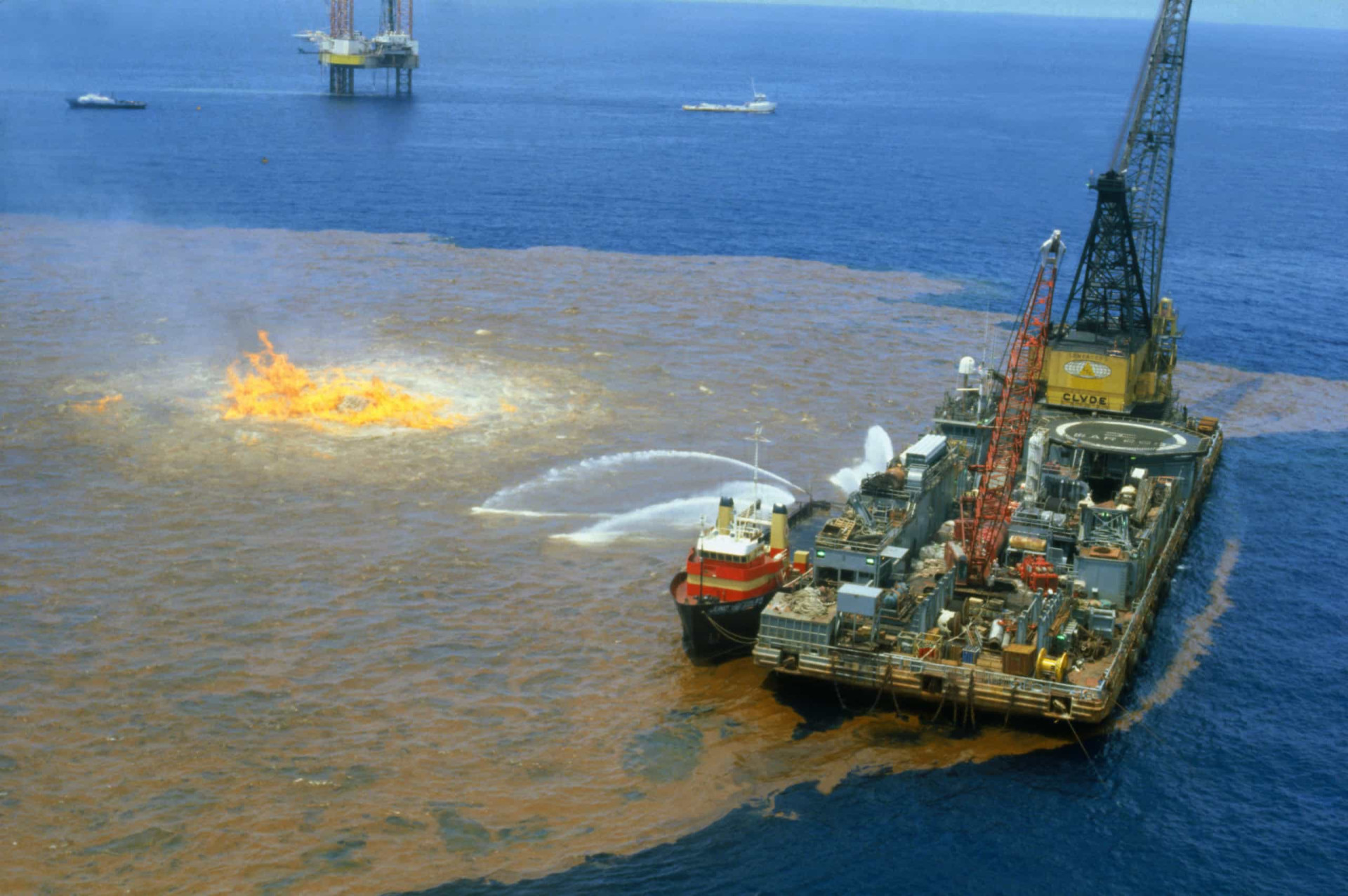 Black Sea Beaches Closed: Russia's Response To Major Oil Spill