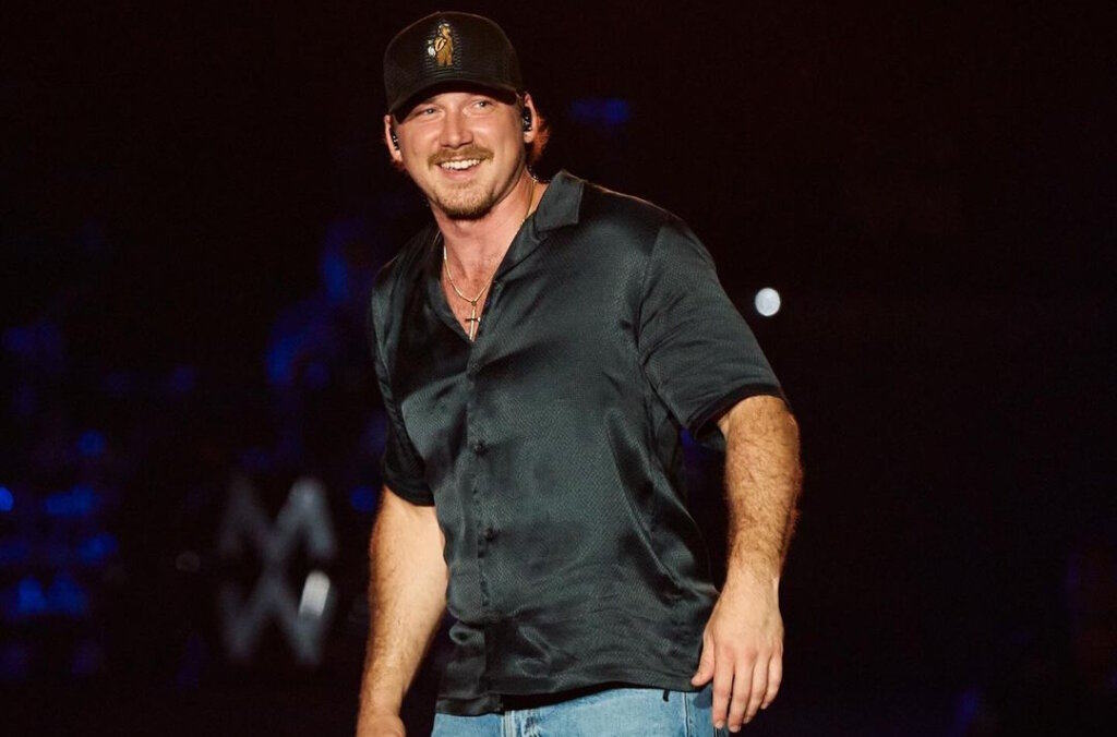 Blake Shelton's Reaction To Morgan Wallen's SNL Walk-Off Sparks Debate Blake Shelton's Reaction To Morgan Wallen's SNL Walk-Off Sparks Debate