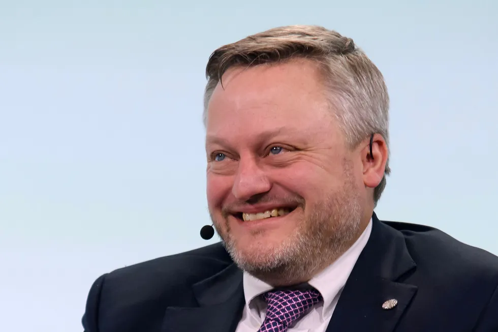 BP Executive Pay: 31% Reduction Announced BP Executive Pay: 31% Reduction Announced
