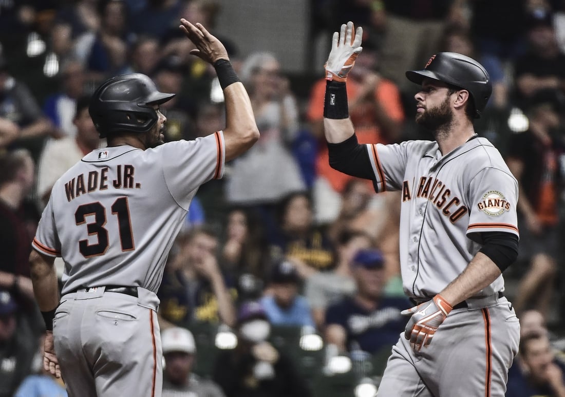 Brewers' Walk-Off Bunt Sinks Royals In 11th Inning Brewers' Walk-Off Bunt Sinks Royals In 11th Inning