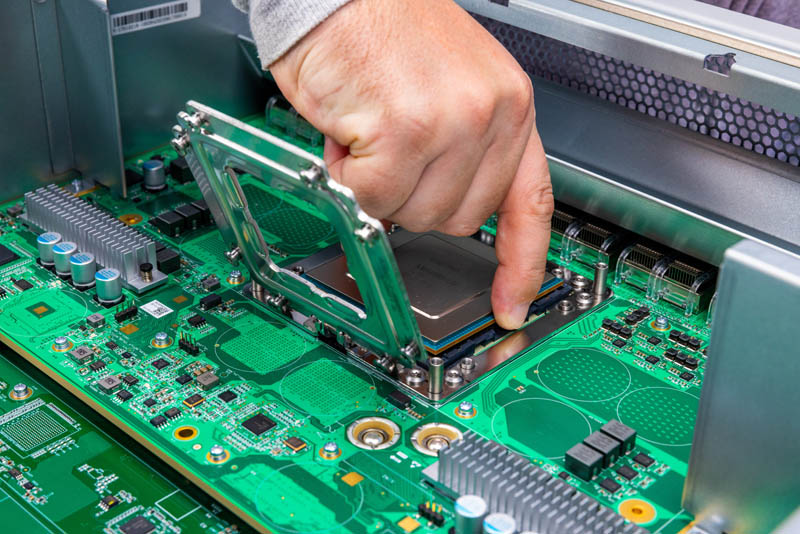 Broadcom's VMware Acquisition: Extreme Price Hike Sparks AT&T Outcry Broadcom's VMware Acquisition: Extreme Price Hike Sparks AT&T Outcry