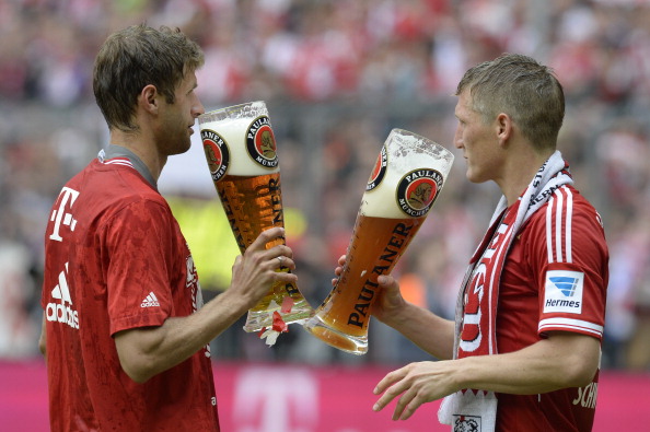 Bundesliga Victory: Bayern Munich Celebrate With Müller's Farewell Bundesliga Victory: Bayern Munich Celebrate With Müller's Farewell