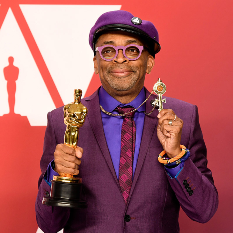 Butler's Post-Game Present To Spike Lee After Recent Win Butler's Post-Game Present To Spike Lee After Recent Win
