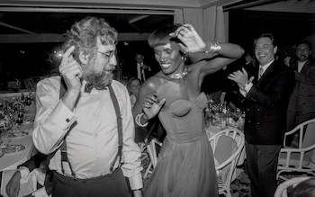 Cannes Before Smartphones: Hilarious And Unexpected Images Cannes Before Smartphones: Hilarious And Unexpected Images