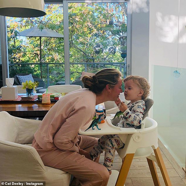 Cat Deeley Shares Rare Photos Of Her Twin Sons In Zara Jackets Cat Deeley Shares Rare Photos Of Her Twin Sons In Zara Jackets