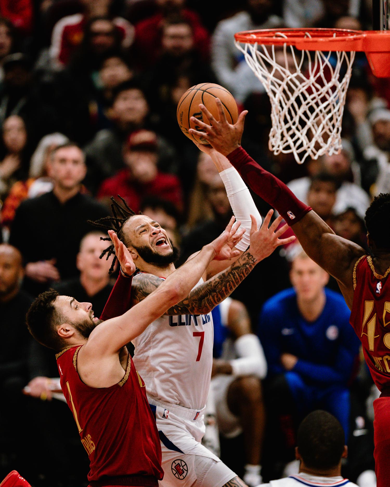 Cavaliers Defeat Clippers Despite Late Rally Cavaliers Defeat Clippers Despite Late Rally