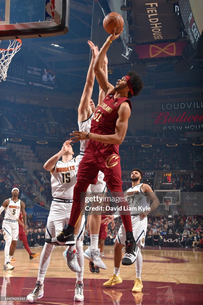 Cavs Defeat Knicks As Jarrett Allen Unleashes LeBron-esque Dunk Cavs Defeat Knicks As Jarrett Allen Unleashes LeBron-esque Dunk