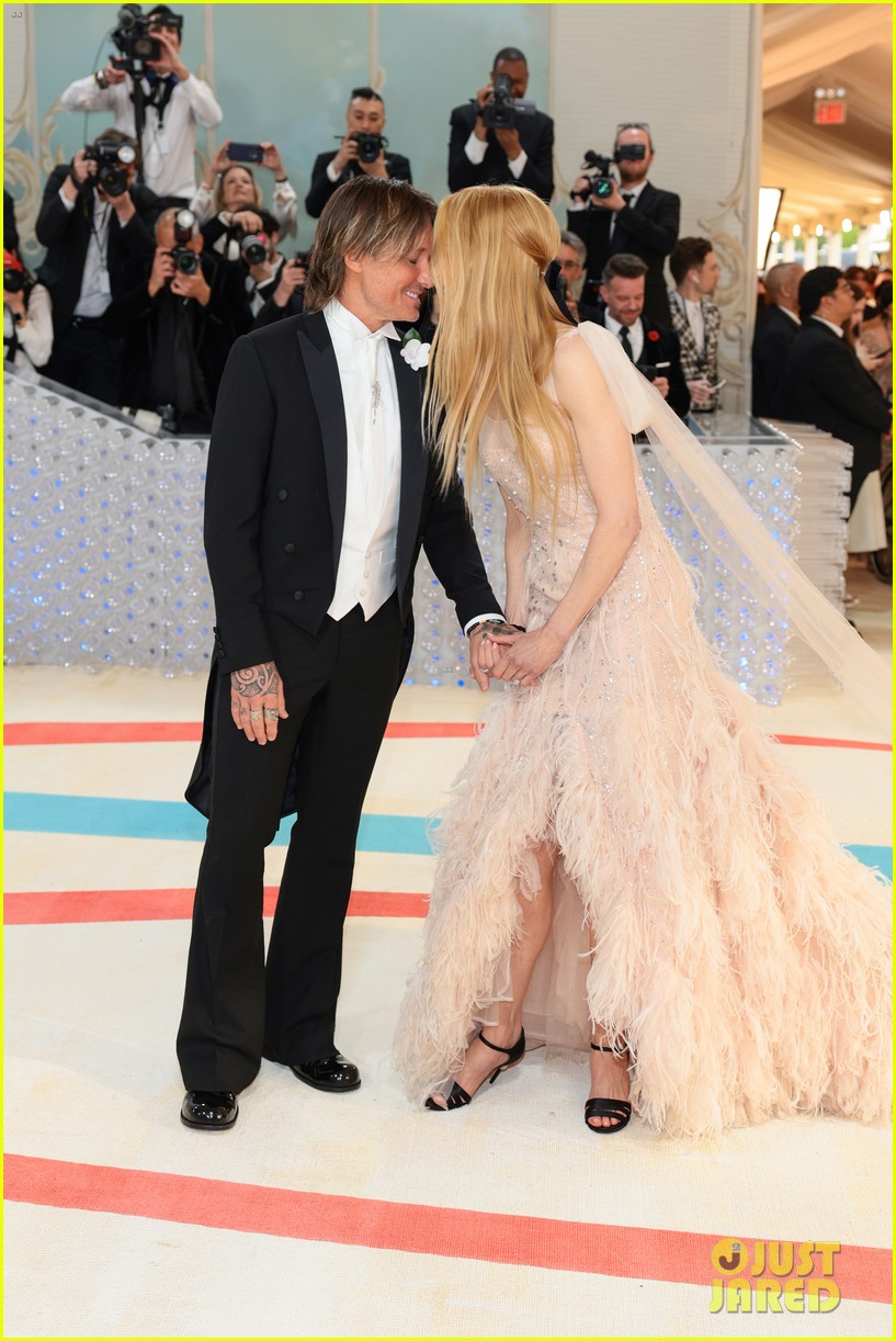 Celebrity Style: Highlights From The Met Gala Red Carpet Celebrity Style: Highlights From The Met Gala Red Carpet