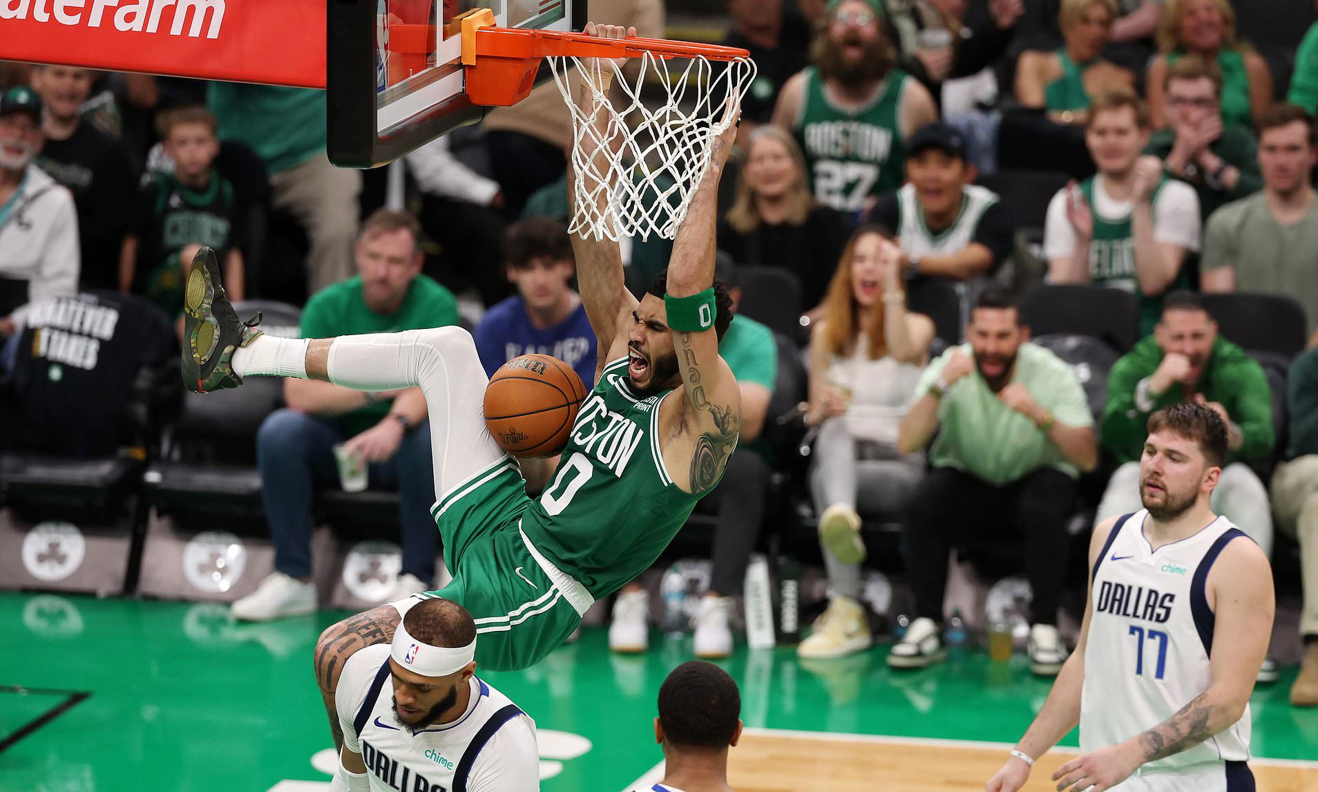 Celtics' Division Title Secured: A Blowout Win Celtics' Division Title Secured: A Blowout Win