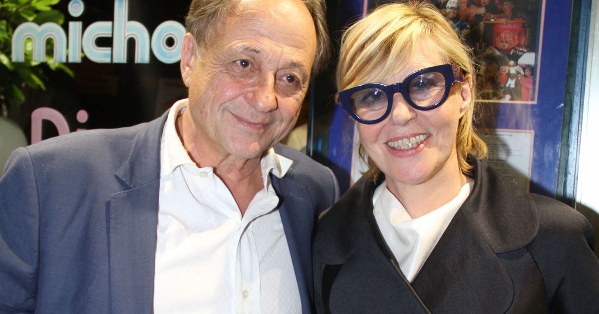 Chantal Ladesou: Ses Meilleurs Sketchs Et One-woman-shows Chantal Ladesou: Ses Meilleurs Sketchs Et One-woman-shows