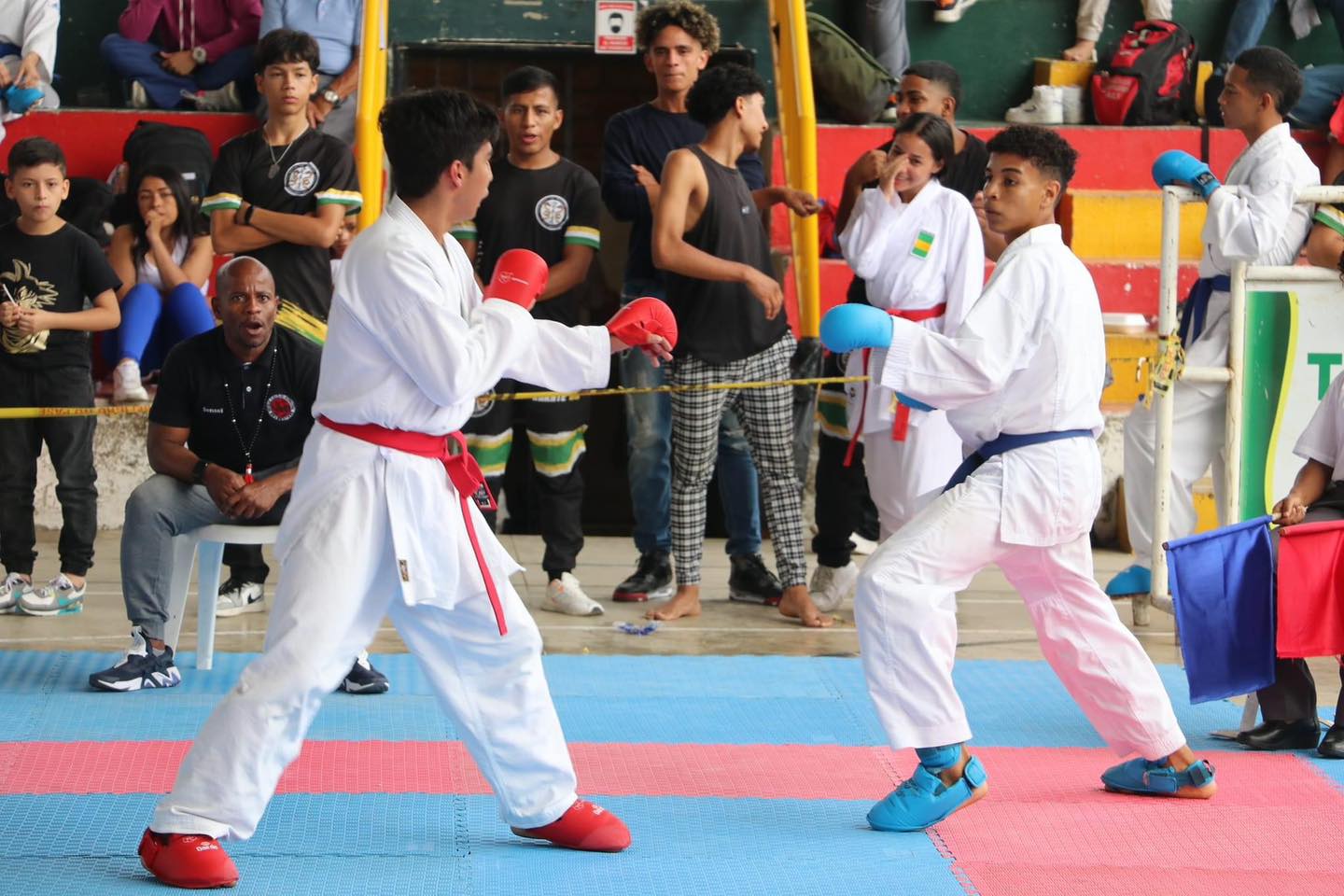 Cinco Uruguayos Buscan Apoyo Para El Mundial De Karate Full Contact Cinco Uruguayos Buscan Apoyo Para El Mundial De Karate Full Contact