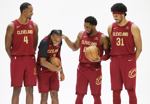 Cleveland Cavaliers' Dominant Performance: Mitchell And Mobley Shine Cleveland Cavaliers' Dominant Performance: Mitchell And Mobley Shine