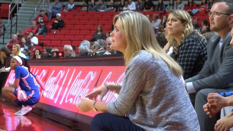Close Game: Lady Raiders Fall Short Against Cincinnati, 56-59