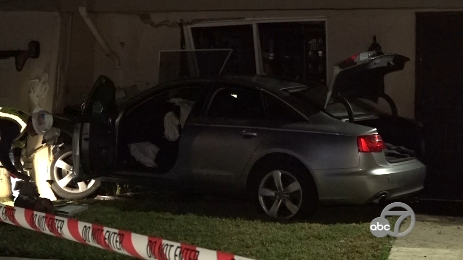 CNN Reports: Three Vehicles Crash Into Same Townhouse Over Two Years CNN Reports: Three Vehicles Crash Into Same Townhouse Over Two Years