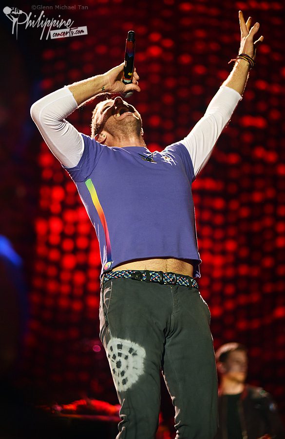 Coldplay Delivers Powerful Message Of Love At Number One Concert Coldplay Delivers Powerful Message Of Love At Number One Concert